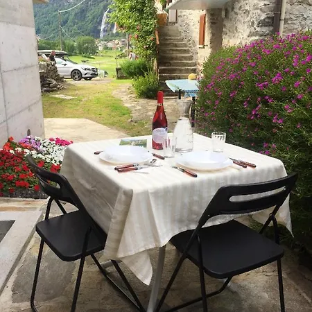 Studio In With Wonderful Mountain View 13 Km From The Slopes * Piuro